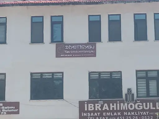 Diyetisyen Tuğba ŞAHİN KARAYILAN