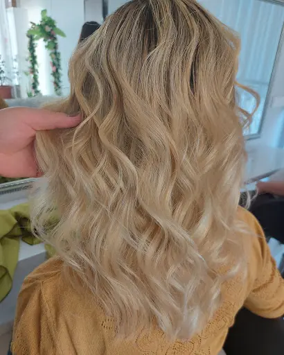 SALON HALENUR HAİRDESİGNER & MAKEUP 4