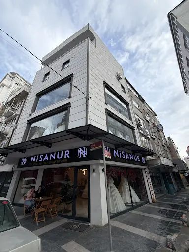 Nisanur Moda Evi / Şükran Make Up