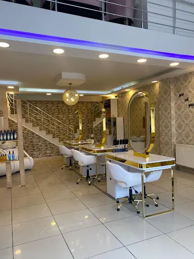 Saloon Gamze Aslan 2