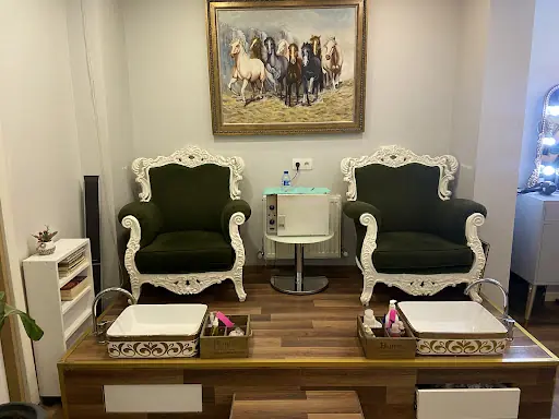 Saloon As Magic 2