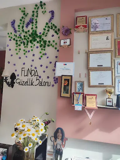 Salon Funda Bayan Kuaförü