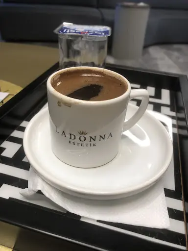 LADONNA GÜZELLİK MERKEZİ KAVACIK