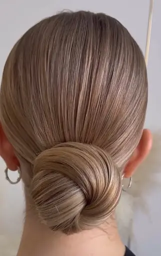 Feride Doğan Hair & Beauty 4