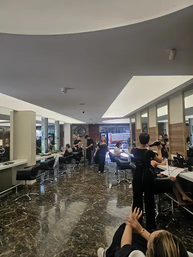 BACES Kuaför & Güzellik Salonu 4