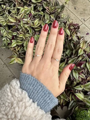 Ebru beauty center manikür ve pedikür salonu – Tırnak / Nail Studio, İstanbul (3. fotoğraf)
