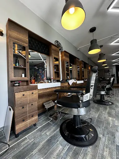 Saloon trendy bay kuaför – Kuaför, İstanbul (2. fotoğraf)