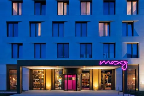 PLAZA Premium Darmstadt 2