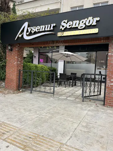 Ayşenur Şengör Beauty Studio 2