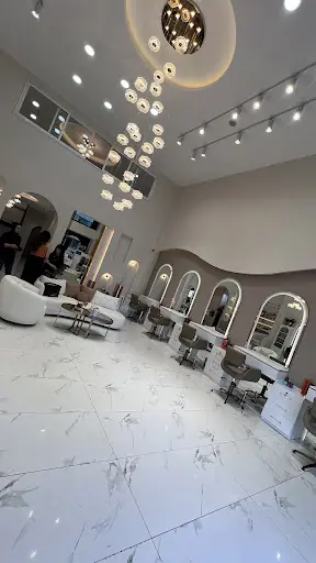 ŞİLAN AKDENİZ Hair Makeup Studio 2