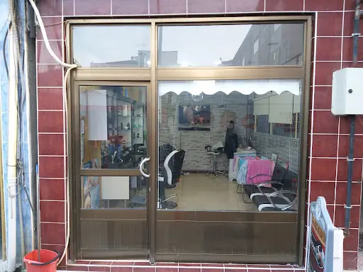 Kısa Kes Erkek Kuaförü