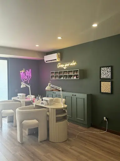 Solo Beaute Güzellik Salonu - ( Protez Tırnak - Jel Tırnak- Kirpik Lifting - Kaş Laminasyon ) FIRST AVENUE