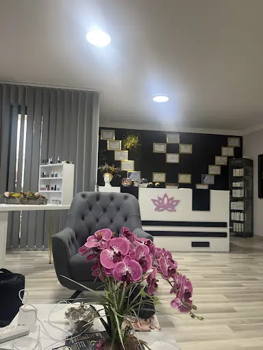 REGNUM GÜZELLİK SALONU 4