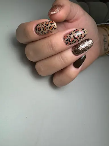 Emel Atasoy Microblading Beauty Studio 3