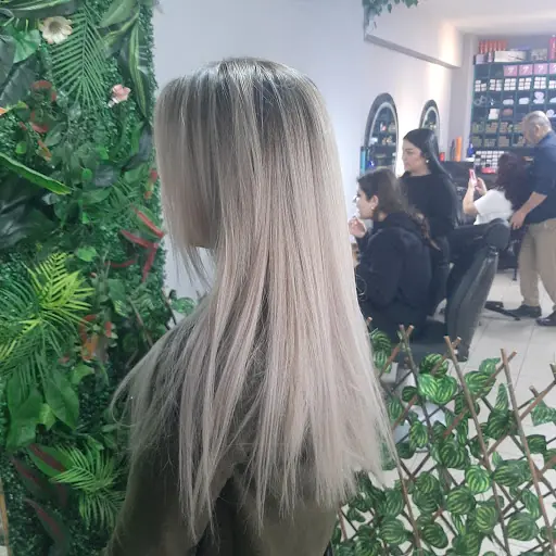 Deniz Güzellik Salonu 2