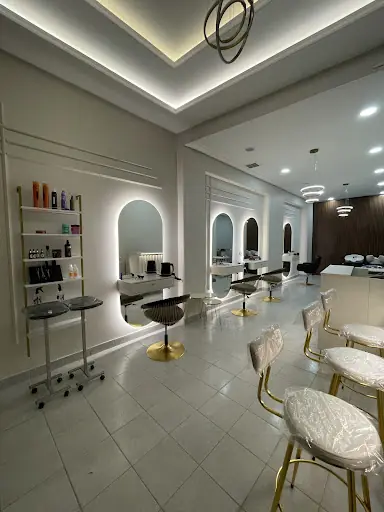 ZEHRA ÇİNTAY Bayan Kuaför