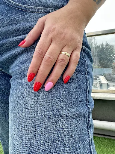 BETÜL BİNGÖL GÜZELLİK SALONU HALKALI 4