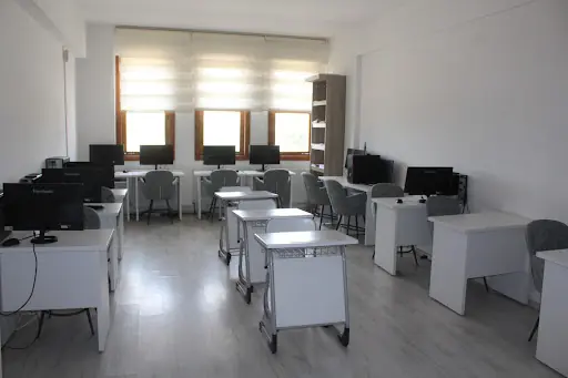 GSB Balışeyh Gençlik Merkezi 4
