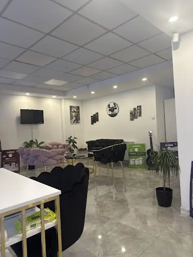 ZEYNEP BAĞLASAN GÜZELLİK SALONU 4