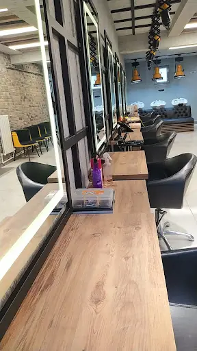 SERAP UĞUR ÖZDEMİR BAYAN KUAFÖRÜ 3