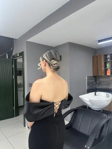 Beauty salon