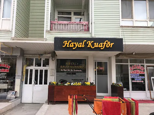 Hayal Bayan Kuaförü