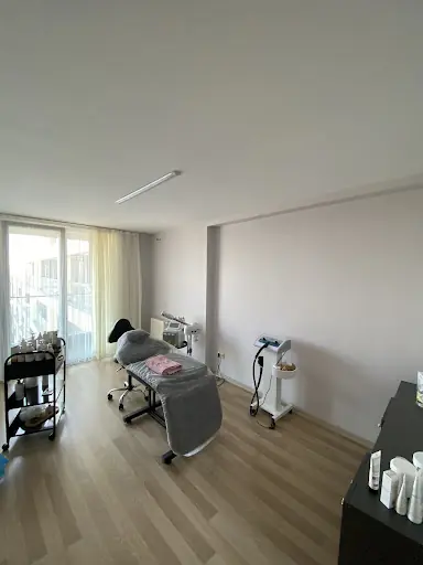 Neslim Gönül Kurtköy Güzellik Merkezi 4