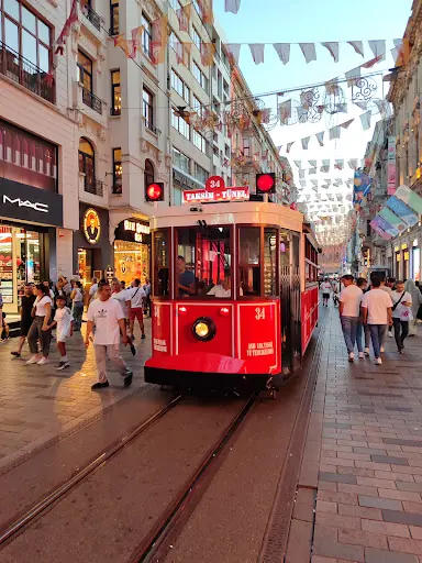 Ulaş Kuaför – Kuaför, İstanbul