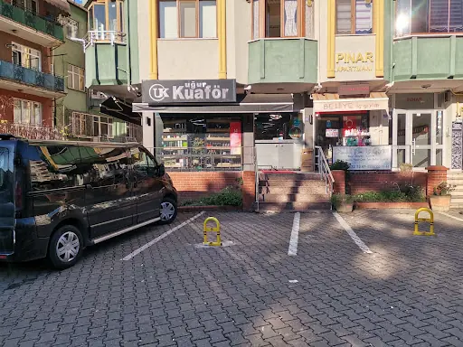 UĞUR KUAFÖR GÜZELLİK SALONU 3