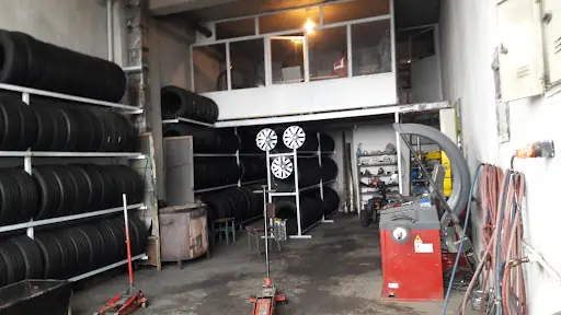 GÜLÇİNLER OTO LASTİK VE BALANS 2