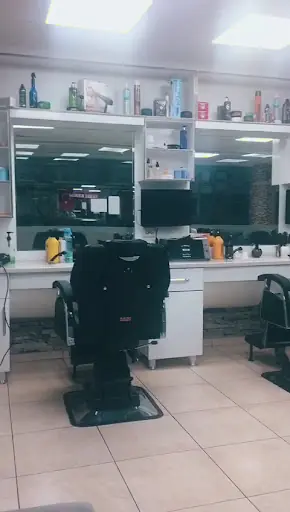 Akalın Erkek Kuaför 3