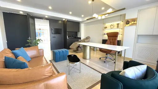 Op. Dr. Barış Çin (Estetik Cerrahi) 4