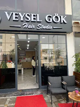 Veysel Gök Hair Studio 4