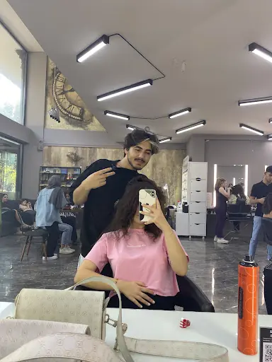 SALOON N1 4