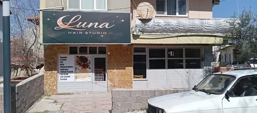 Luna Hair Studio (Bayan Kuaförü) 4