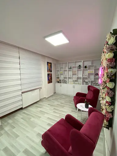 Nefertiti Güzellik Salonu