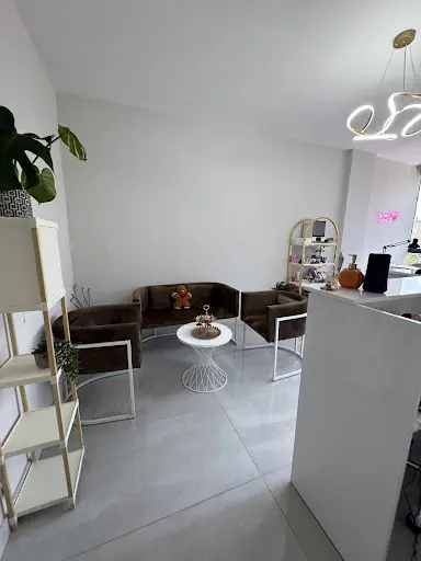 Ece Naz Beauty Tırnak-Kirpik-Güzellik 4
