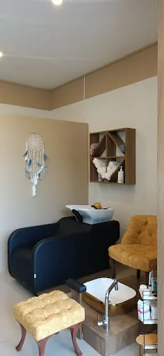 Lily hair salon 4
