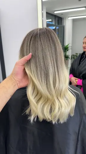 EMRE YILDIRIM HAIR STUDIO 3