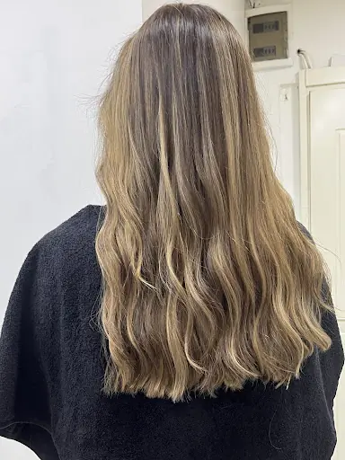 FATMA KUAFÖR SAÇ TASARIM GÜZELLİK SALONU