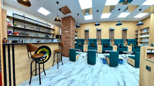 O'nail Tırnak ve Güzellik Merkezi Bayraklı 3