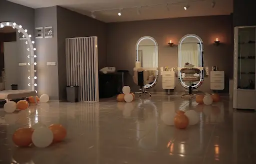 Saloon Alya 3