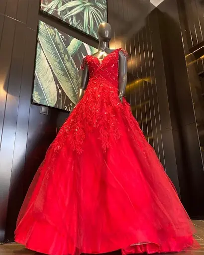 Konya Huuu Gelinlik, Nişanlık, Tesettür Abiye, Tesettür Gelin Başı & Tuğba Köprülü Haute Couture 2