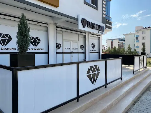 Black Diamond Spa Batman 4