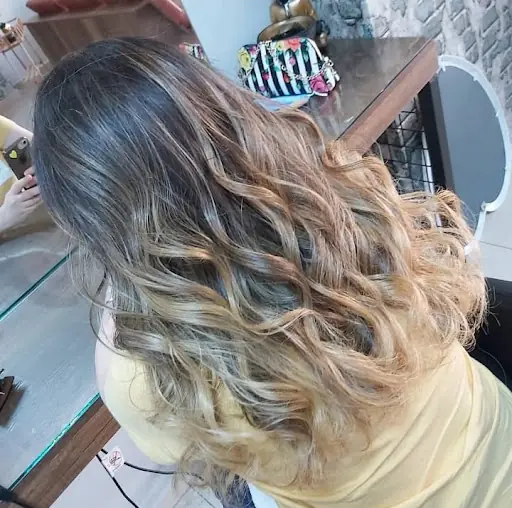 KUAFÖR NAZAN 3