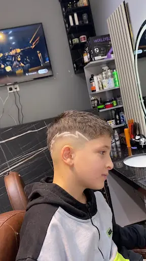 Kartal Yakacık yakup Sungu men salon erkek kuaförü 3