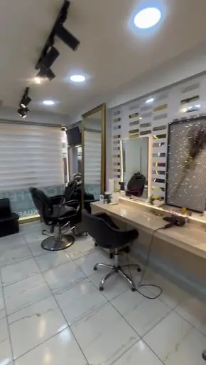 Levent Eren Bayan Coiffeur 3