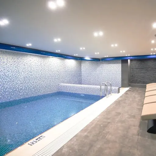 Glamour Spa & Fitness / CherHotel Istanbul City Center Beyoğlu 4