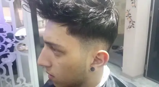 Hair Prof Saç Tasarım Merkezi 3