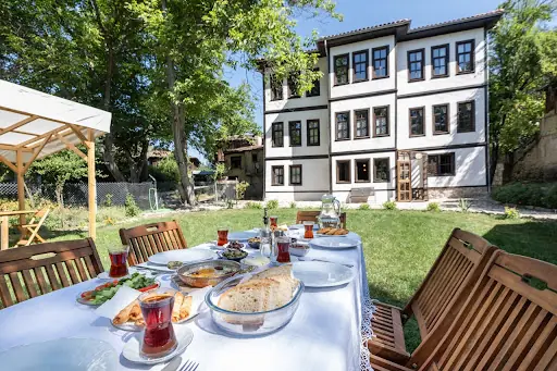 BEYZADELER KONAĞI MUDURNU - Bahçeli Tarihi Osmanlı Evi (Günlük Kiralama) Ruhsat No:14-75 2